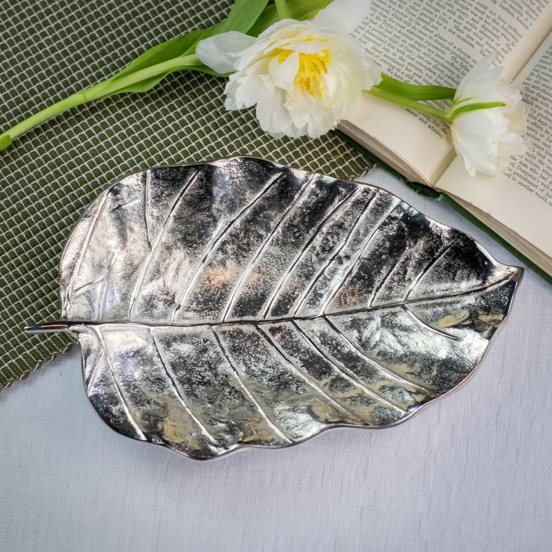 Small Capri Leaf Dish - Silver Finish  | PRE-ORDER - DUE EARLY FEBRUARY